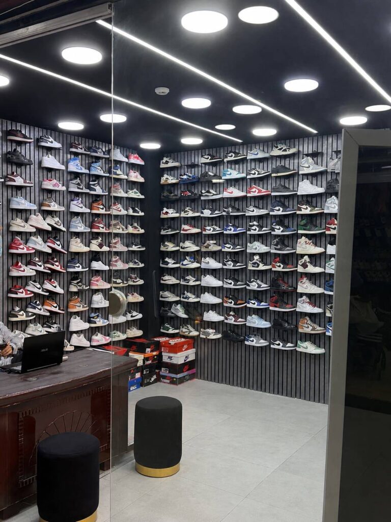 کتونی 180 درجه