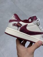 کتونی نایک ایر جردن وان لو تراویس اسکات استاسی سفید زرشکی Nike Air Jordan 1 Low Travis Scott x Stussy - تصویر 5