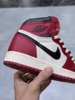 نایک جردن وان شیکاگو لاست اند فاند Jordan 1 Retro High OG Chicago lost and Found - تصویر 5