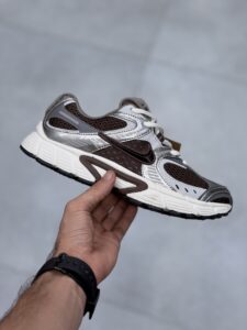 نایک وی فایو زرشکی سیلور Nike V5 RNR Burgundy Beige