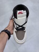 کتونی جردن وان ساقدار ریورس موکا | Air Jordan 1 High Reverse Mocha - تصویر 3