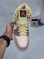 کتونی نایک جردن وان ساقدار کالباسی Jordan 1 Mid Dark Pony Smoky - تصویر 3
