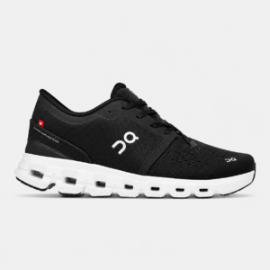 کتونی آن رانینگ مشکی سفید | On Running Cloud X4