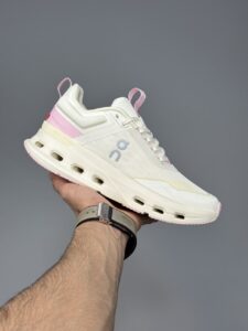 کتونی آن رانینگ کلودنوا سفید صورتی On Running Cloudnova X White & Pink