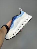 کتونی آن رانینگ کلودتیلت 2 لوئهوه سفید آبی On Running Cloudtilt 2 LOEWE Blue White - تصویر 4