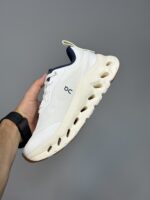 کتونی آن رانینگ کلودتیلت ۲کرم سرمهای | On Running Cloudtilt 2 LOEWE Cream Navy - تصویر 4