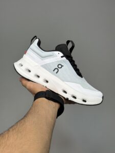 کتونی آن رانینگ کلودنوا سفید مشکی On Running Cloudnova X