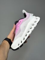 کتونی آن رانینگ کلودتیلت 2 لوئهوه صورتی سفید On Running Cloudtilt 2 LOEWE Pink White - تصویر 4